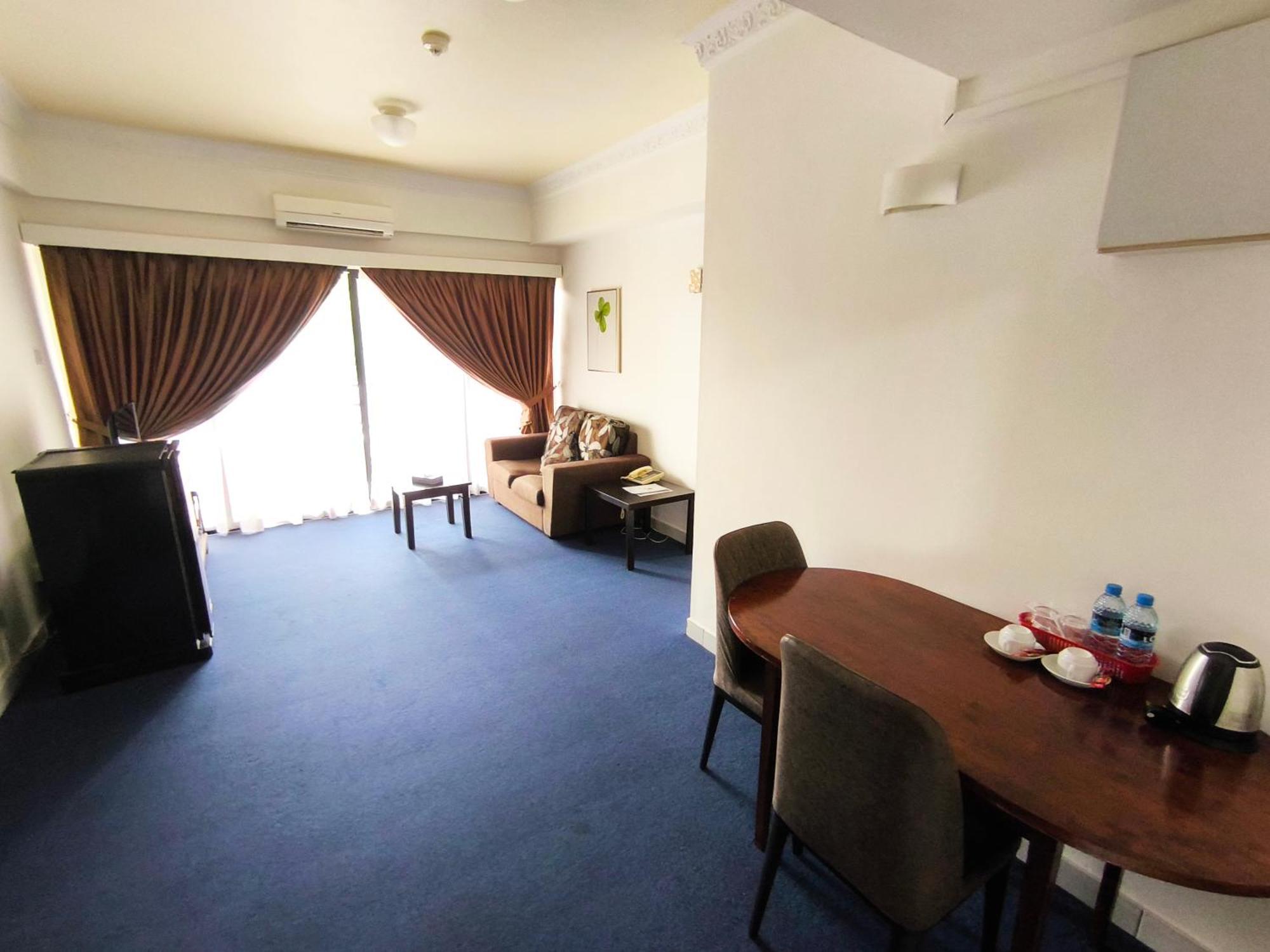 Jubilee Hotel Bandar Seri Begawan Exterior photo