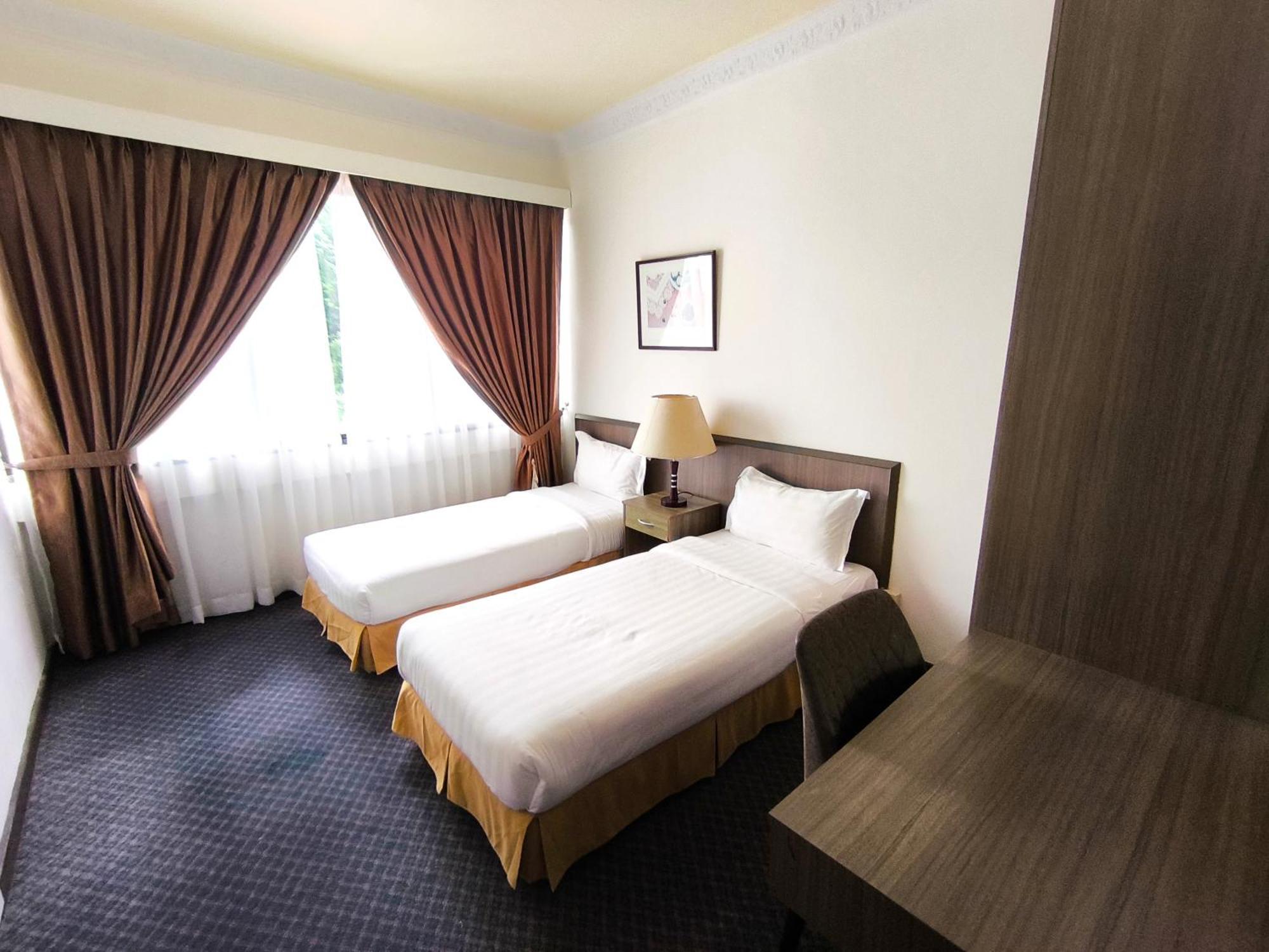 Jubilee Hotel Bandar Seri Begawan Exterior photo