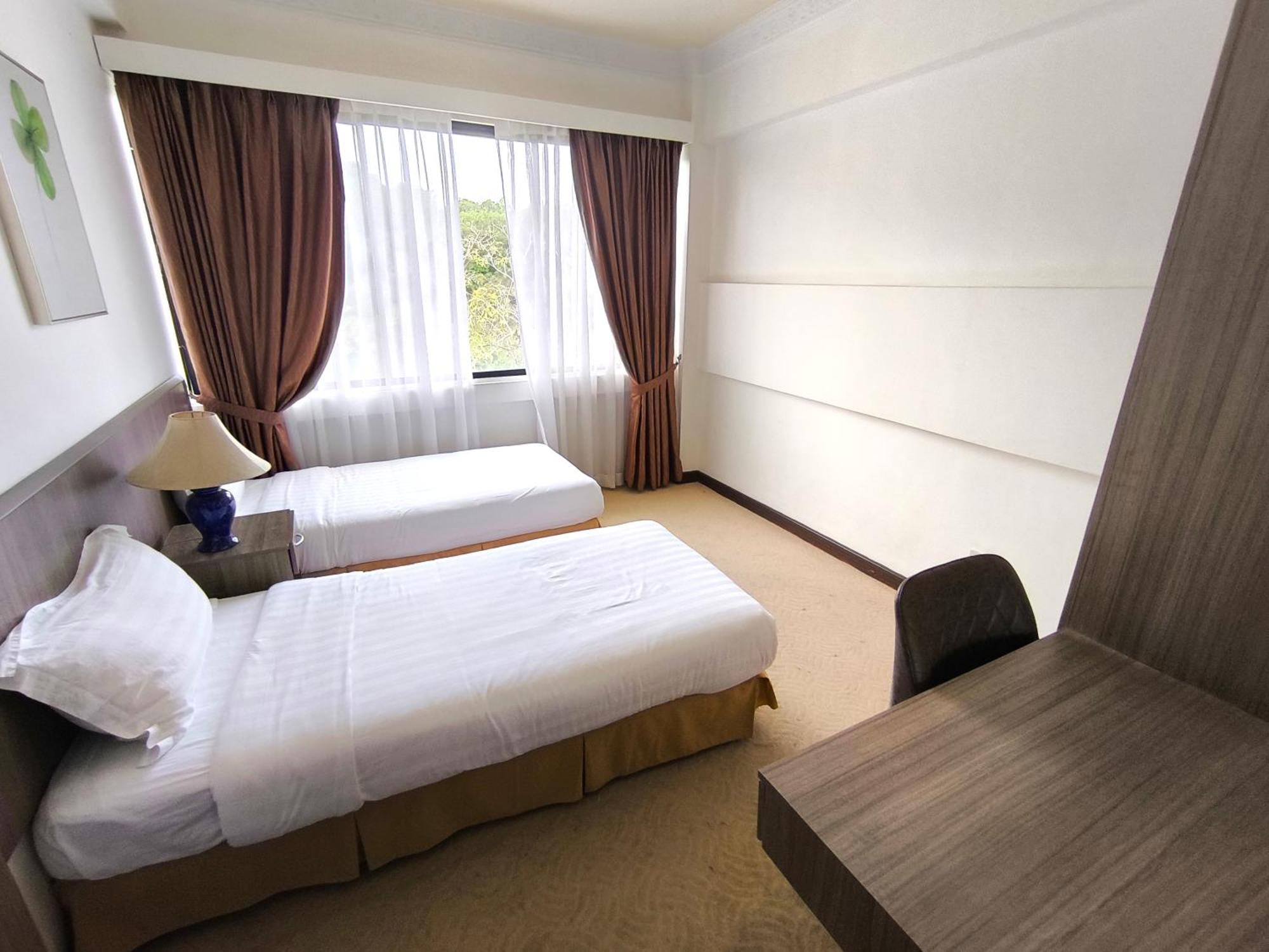 Jubilee Hotel Bandar Seri Begawan Room photo