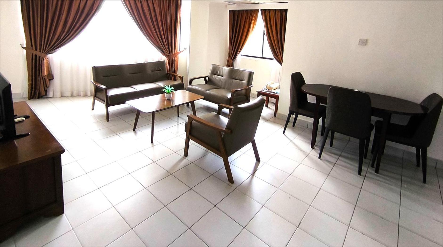 Jubilee Hotel Bandar Seri Begawan Exterior photo