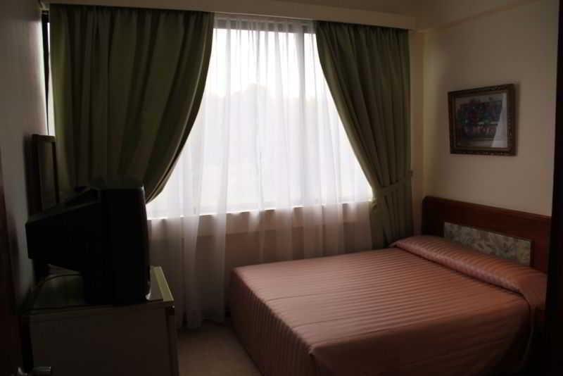 Jubilee Hotel Bandar Seri Begawan Exterior photo