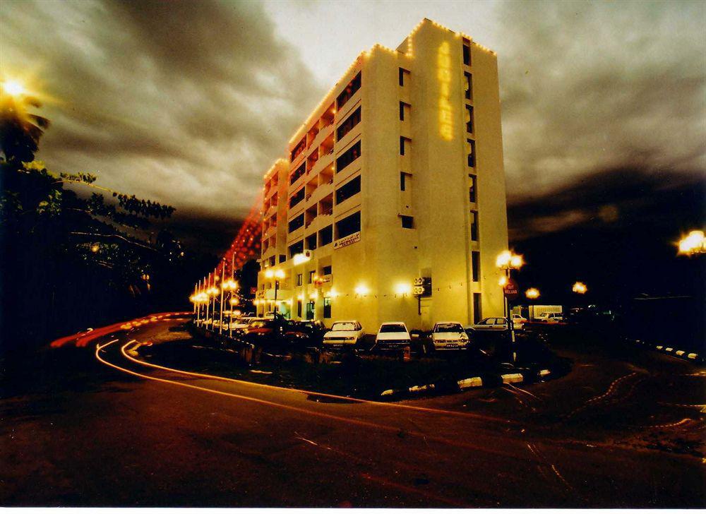 Jubilee Hotel Bandar Seri Begawan Exterior photo